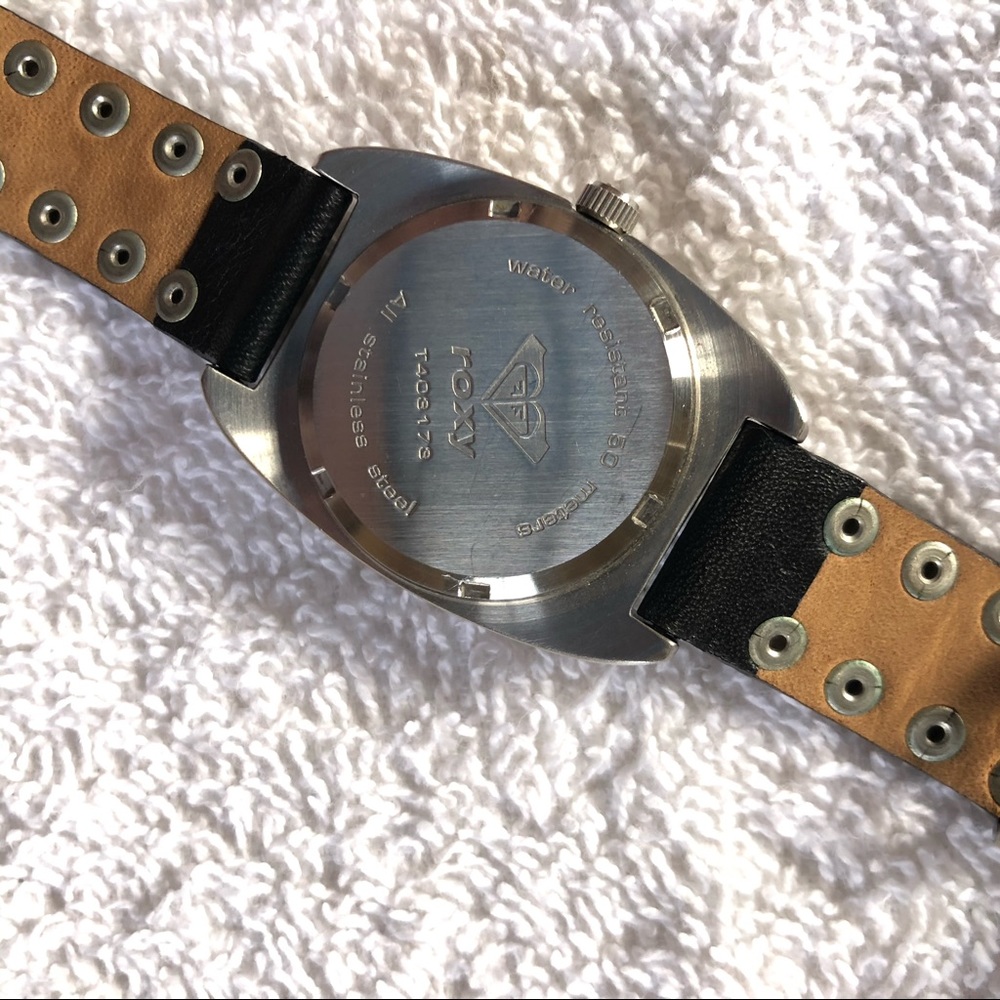 Roxy Watch - image 3